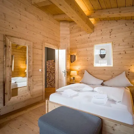 Haus Bella Semesterbostad